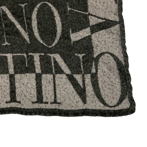 Valentino Monogram Scarf - Picture 4 of 7